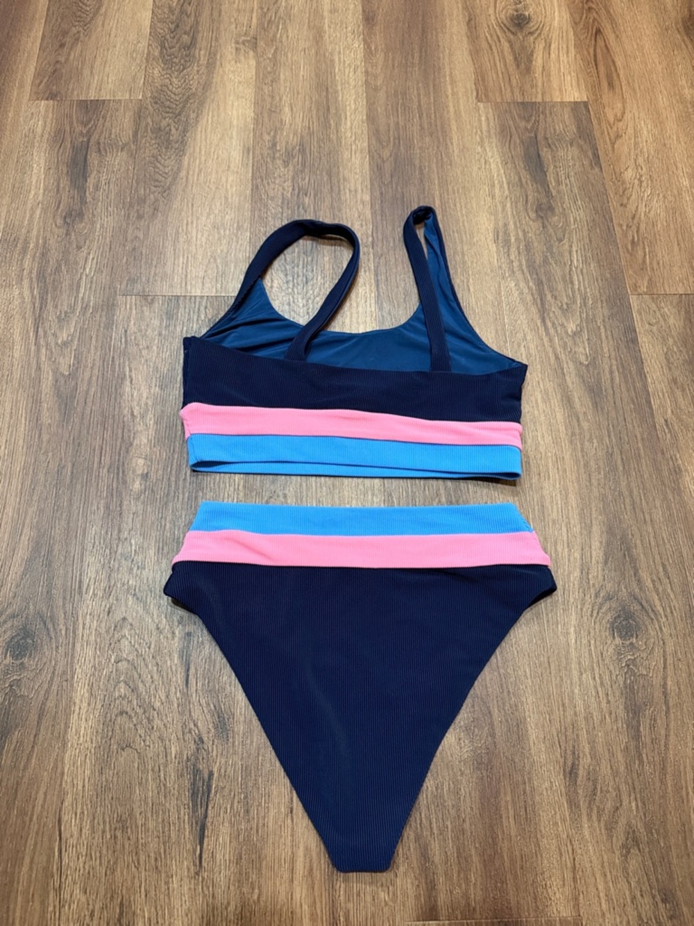 New Beach Riot Bikini Set - Picture 5 of 5